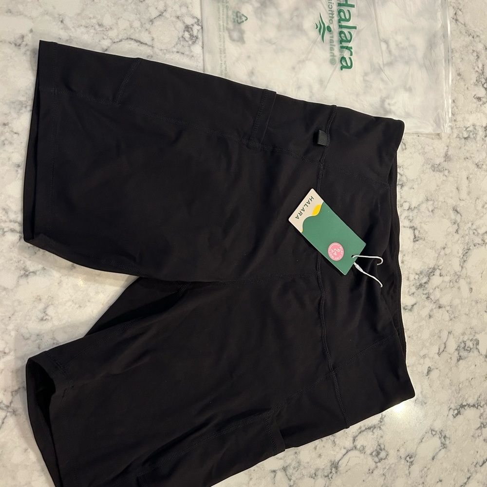 HALARA Jet Black Performance Shorts